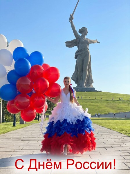 Пример нейрофотосессии по промпту № 5916