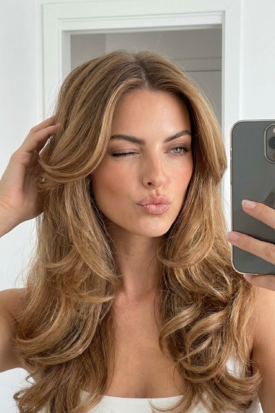 Пример нейрофотосессии по промпту № 43