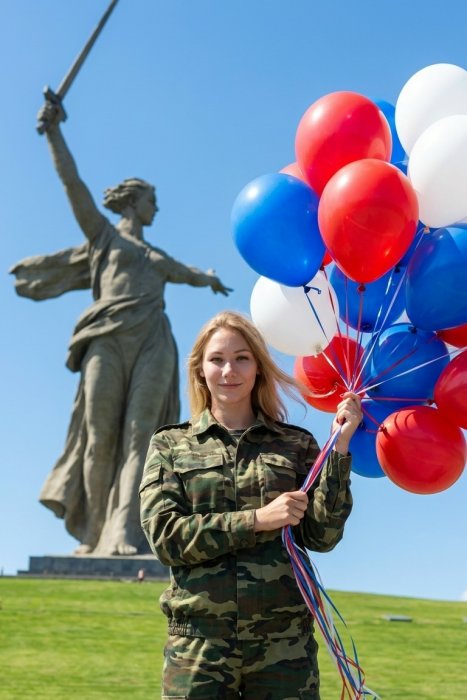 Пример нейрофотосессии по промпту № 18582