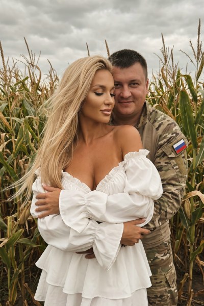 Пример нейрофотосессии по промпту № 13487