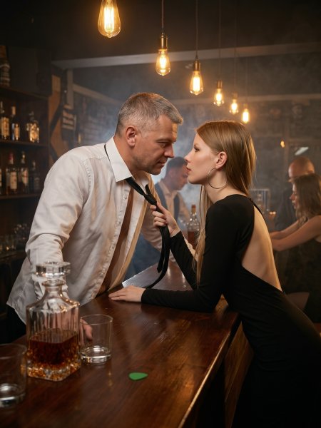 Пример нейрофотосессии по промпту № 14335