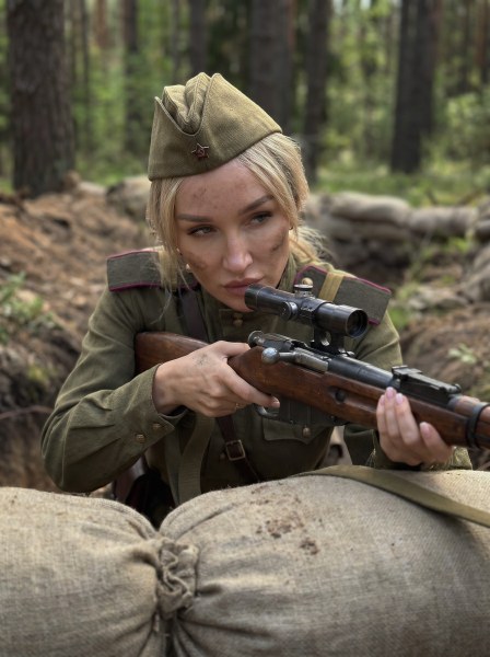 Пример нейрофотосессии по промпту № 2045