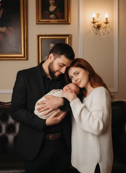 Пример нейрофотосессии по промпту № 3479